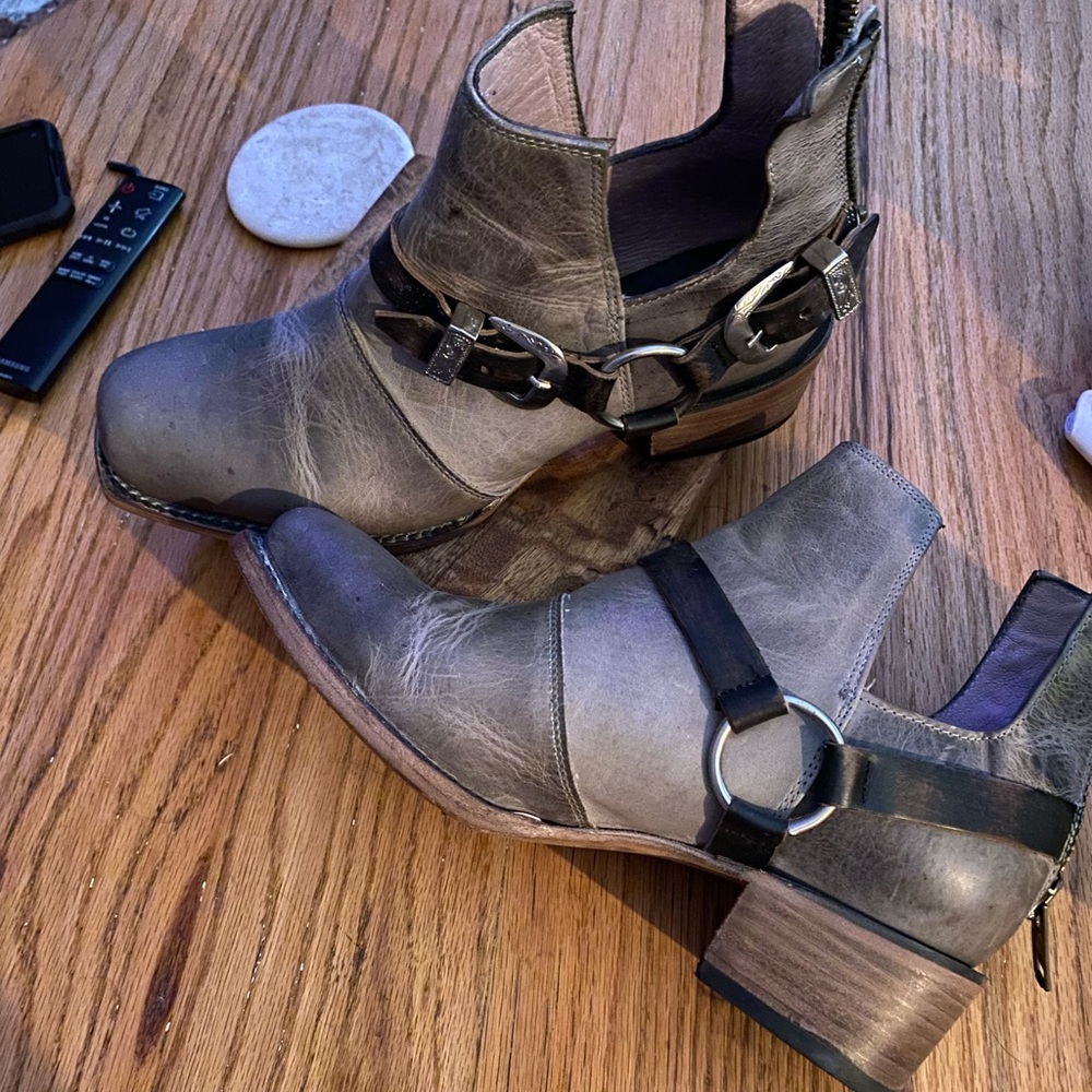 Freebird Boots